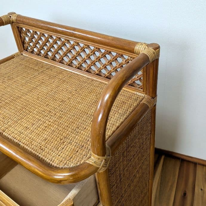 籐 ラタン チェスト 収納 タンス ４段　インテリア アンティーク 棚