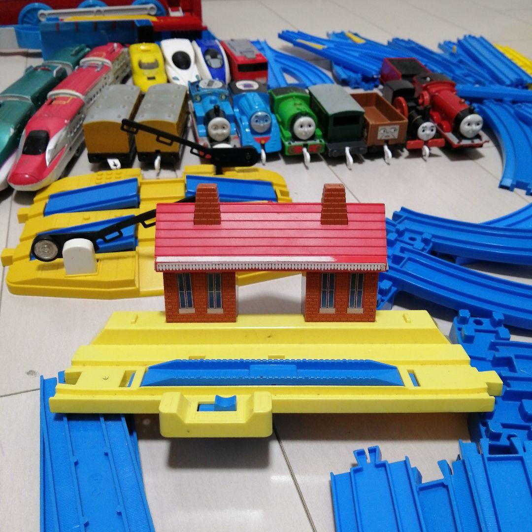 プラレール　まとめ売り　約１００点