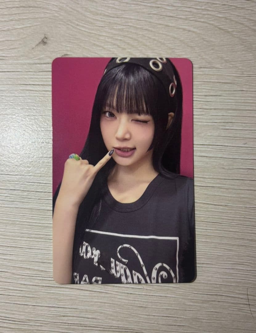 LE SSERAFIM ウンチェ 東京ドーム トレカ - メルカリ