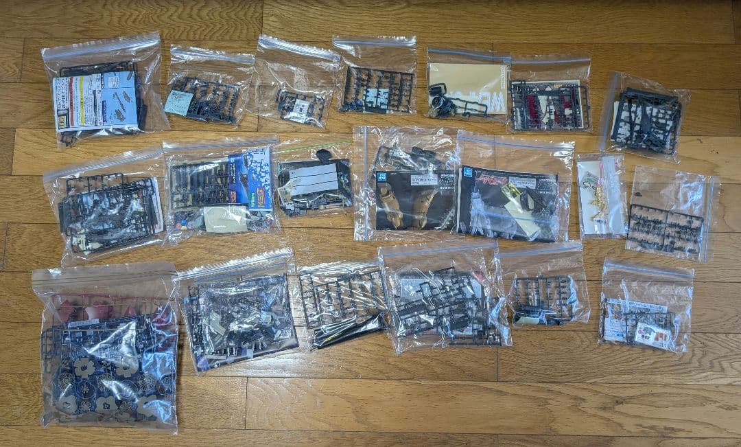 ガンプラ等プラモデル類 未使用パーツ・余剰パーツ ジャンクパーツ まとめ売りA