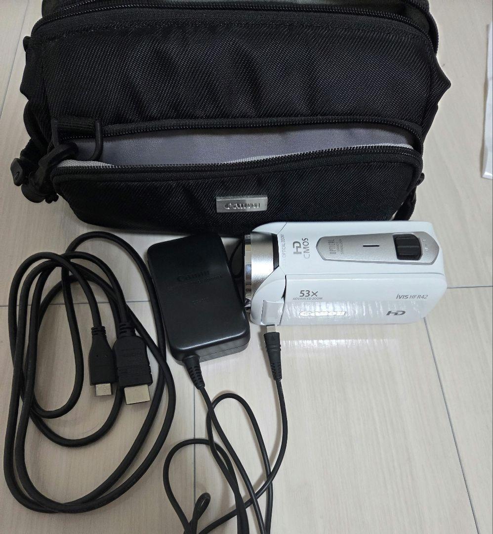 Canon デジタルビデオカメラ ホワイトIVISHFR42WH