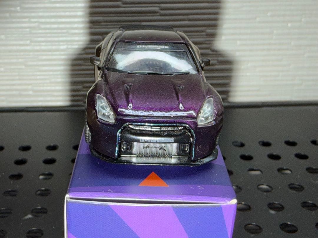 ミニカー MINI GT LB WORKS NISSAN GT-R R35 purple