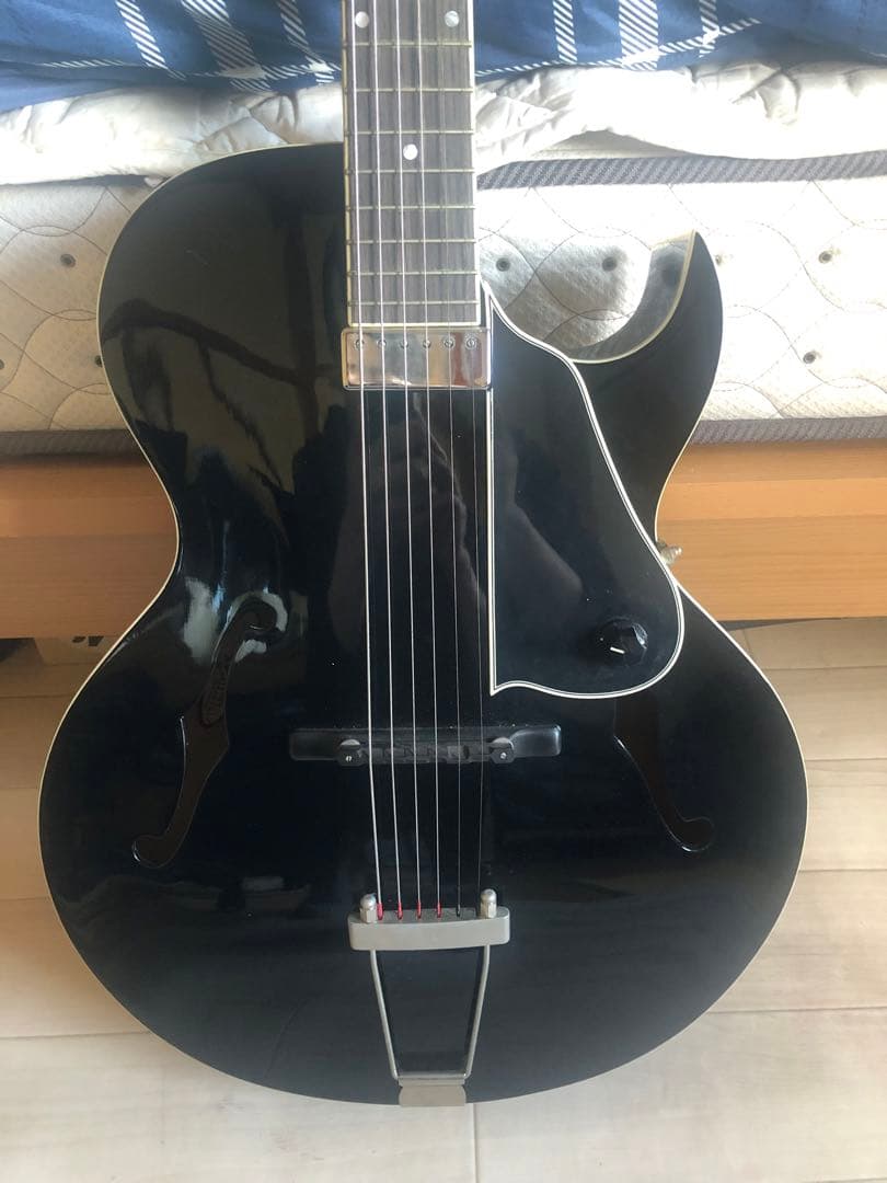 The Loar LH-350 Black 【おまけ付き】 - メルカリ