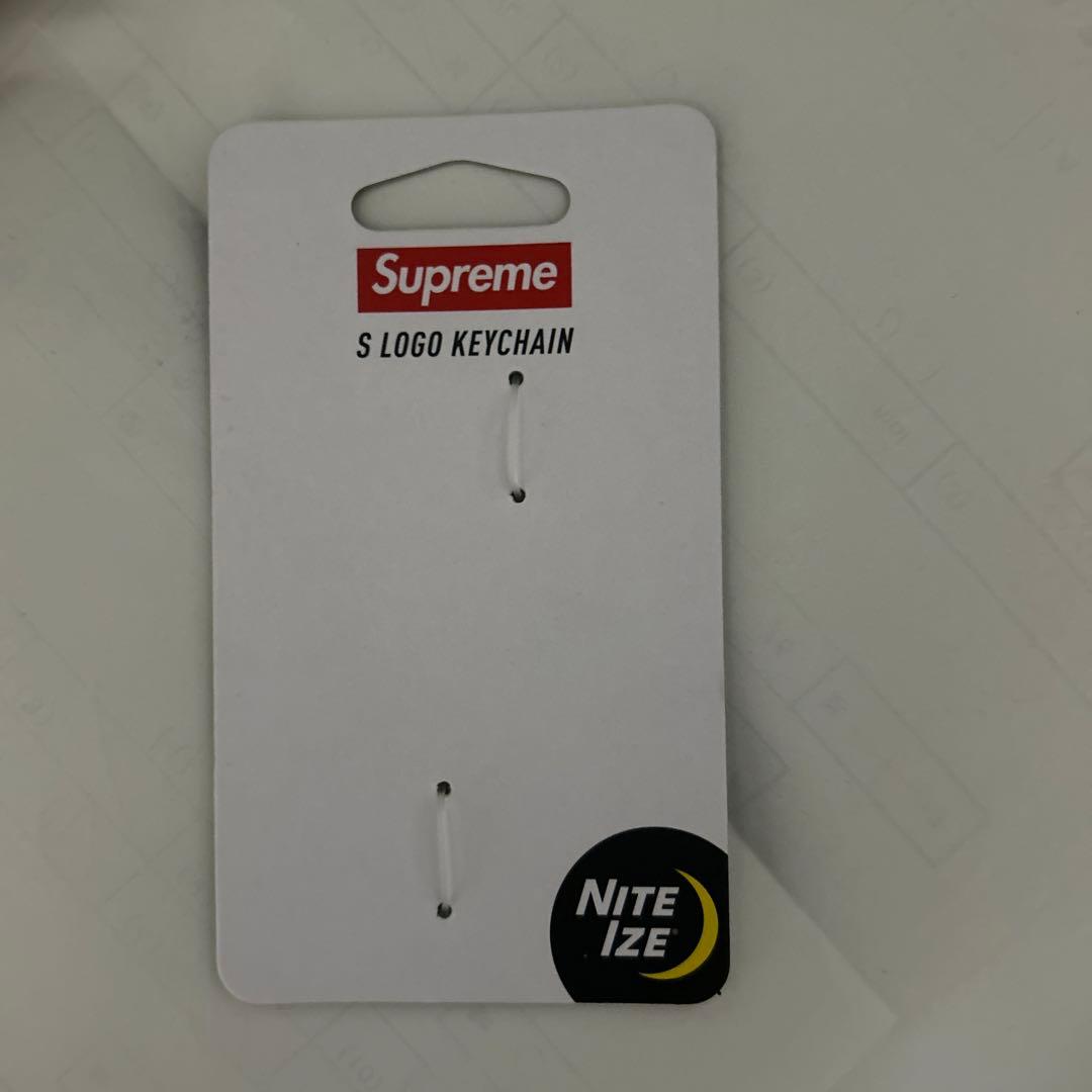 Supreme S Logo Keychain NITE IZEパープル