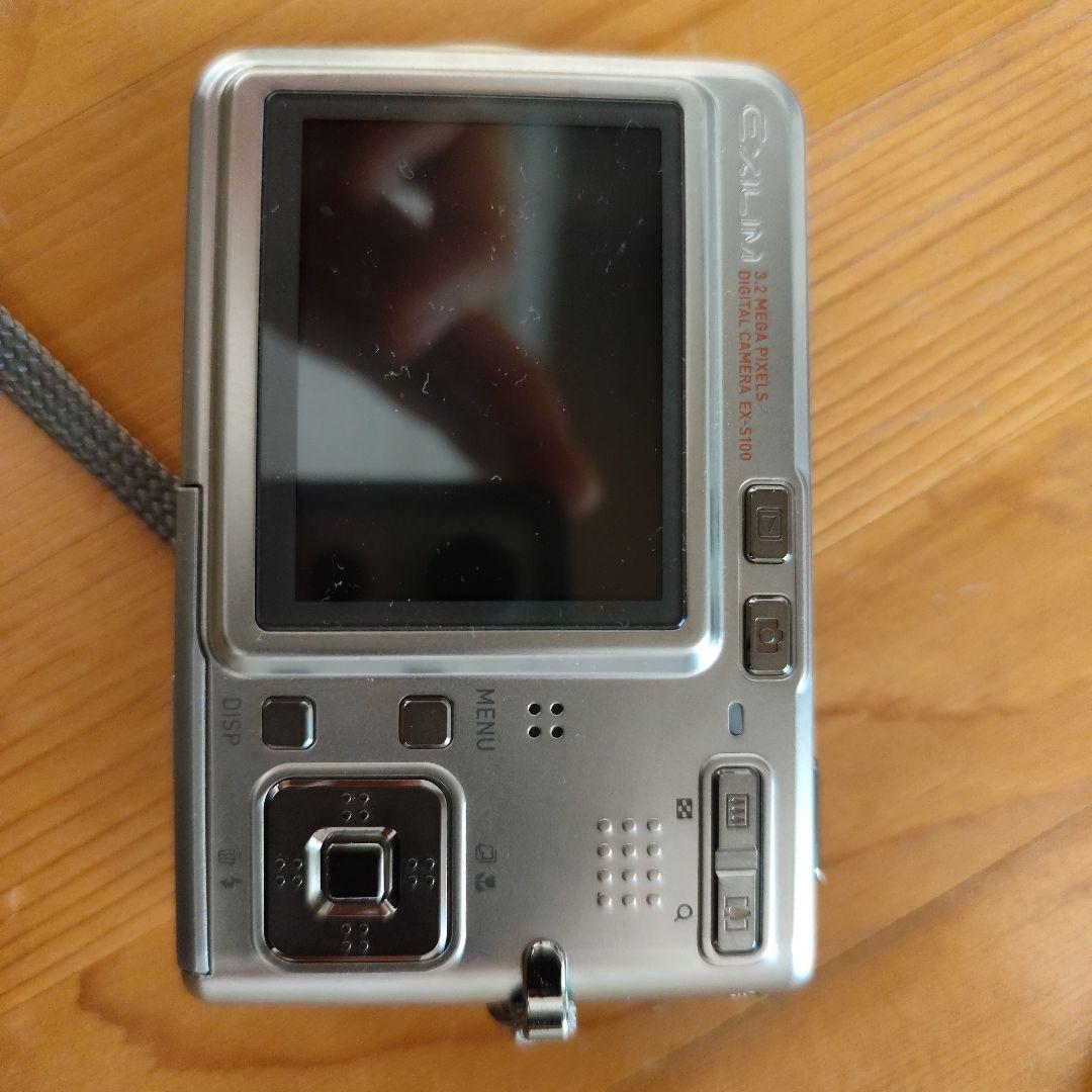 CASIO EXILIM デジカメ 本体と充電器と64MB SDカードセット