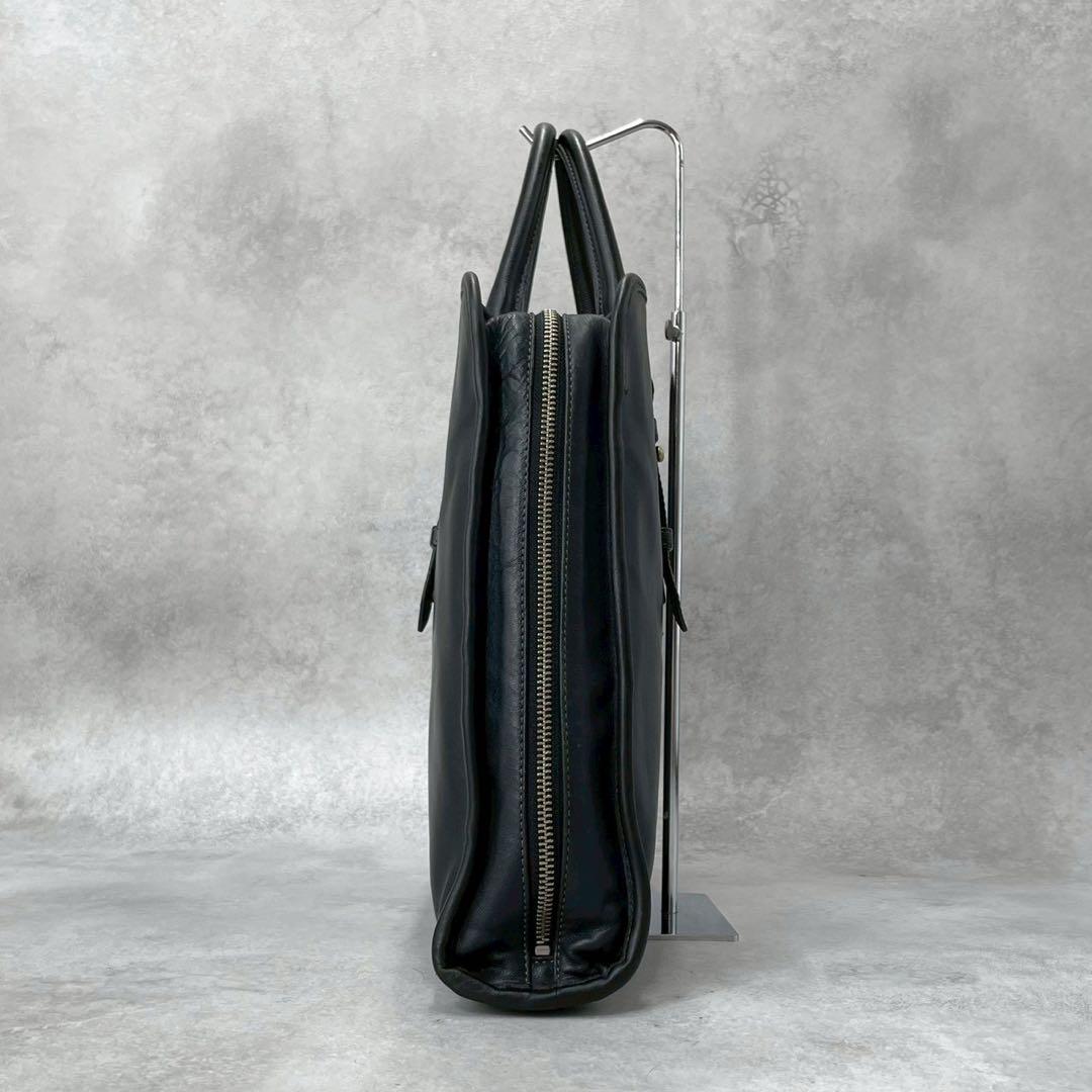 美品◯ポールスミス　オールレザー　ブリーフケース　ビジネスバッグ　A4収納可能