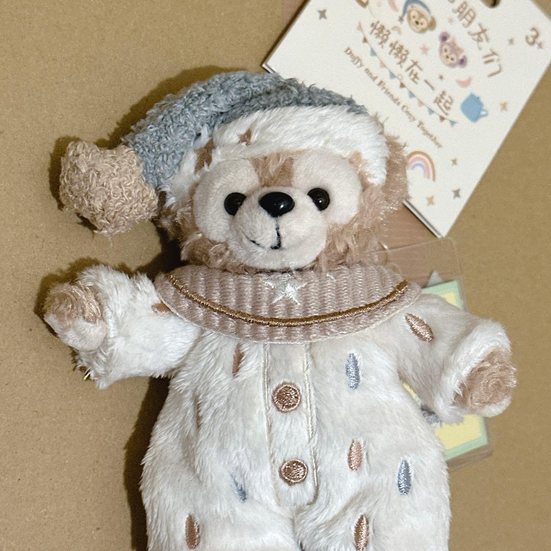 上海ディズニー　リラックス　ダッフィー　キーホルダー