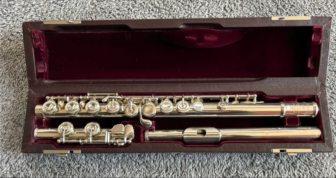 ムラマツ総銀製フルート AD Eメカ付き カバードキー　C足部菅 格安！ ムラマツ総銀製 フルート AD 【服部管楽器】 - 服部管楽器