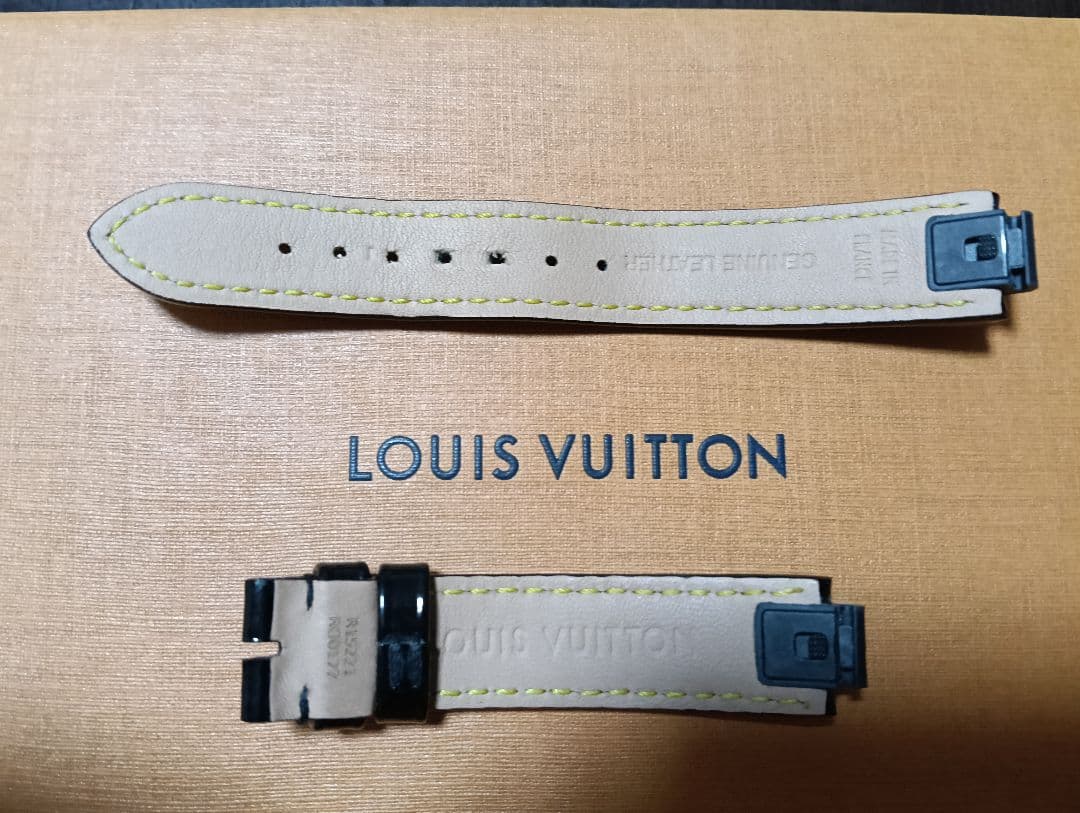 特】タンブールPMストラップ モノグラム ヴェルニ R15221ブラック