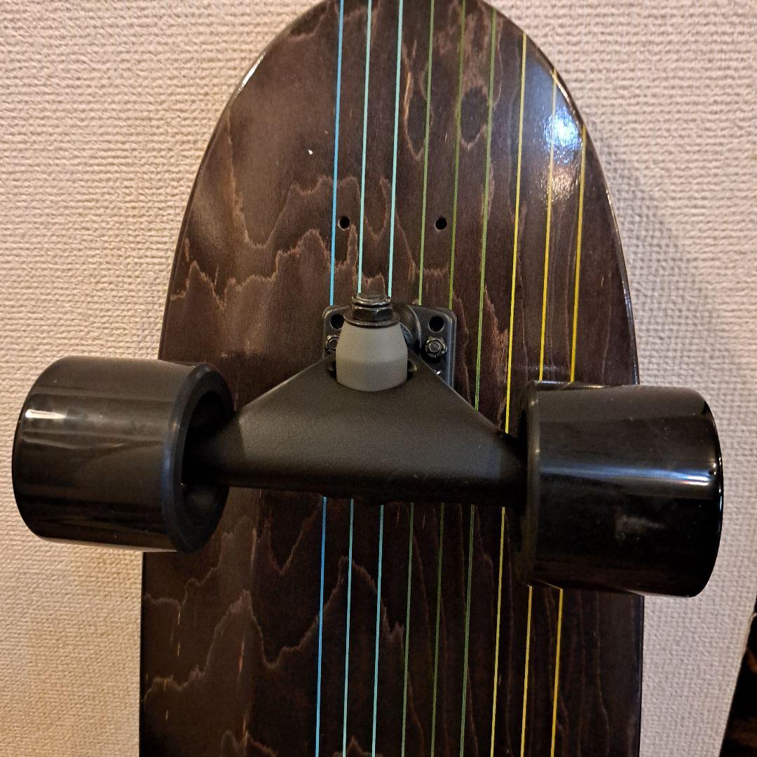 Landyachtz サーフスケートボード