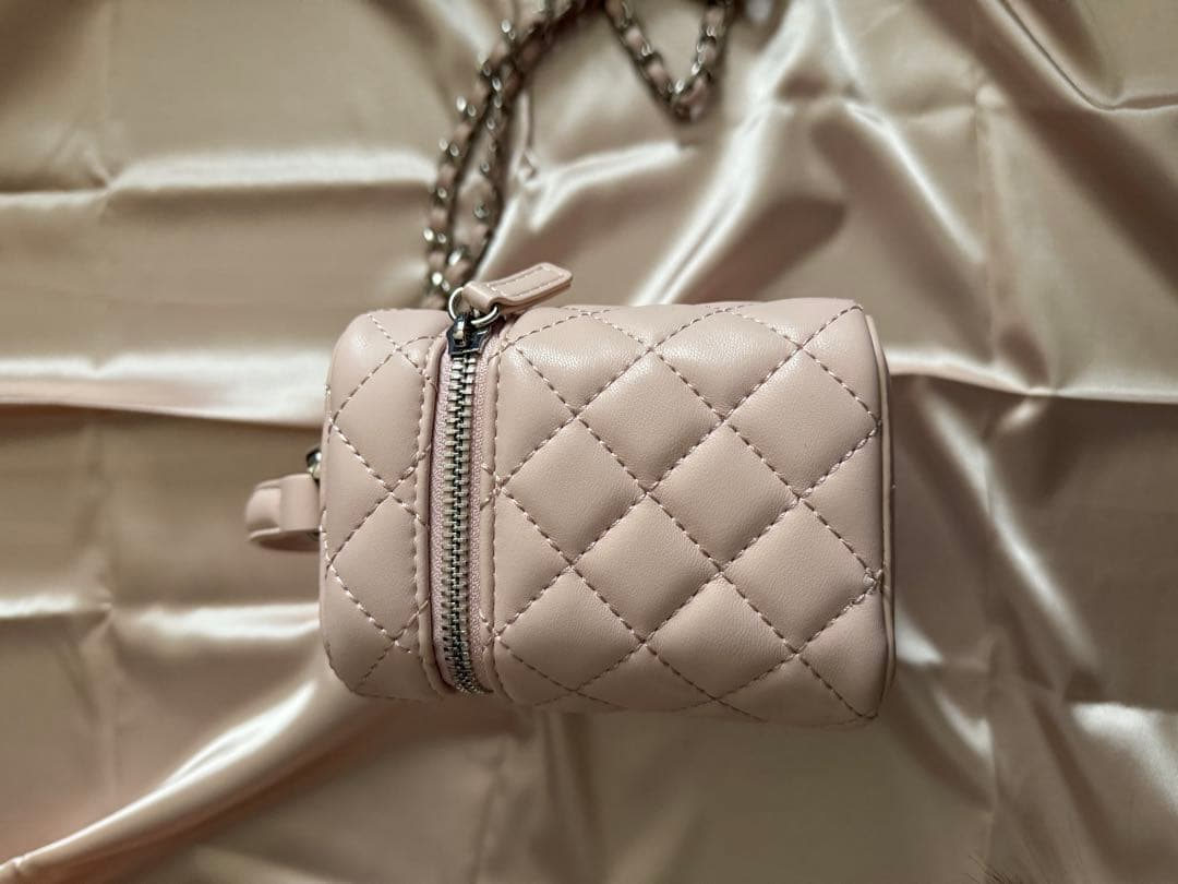 ダーリッチ キルティングスクエアミニバッグ ピンク