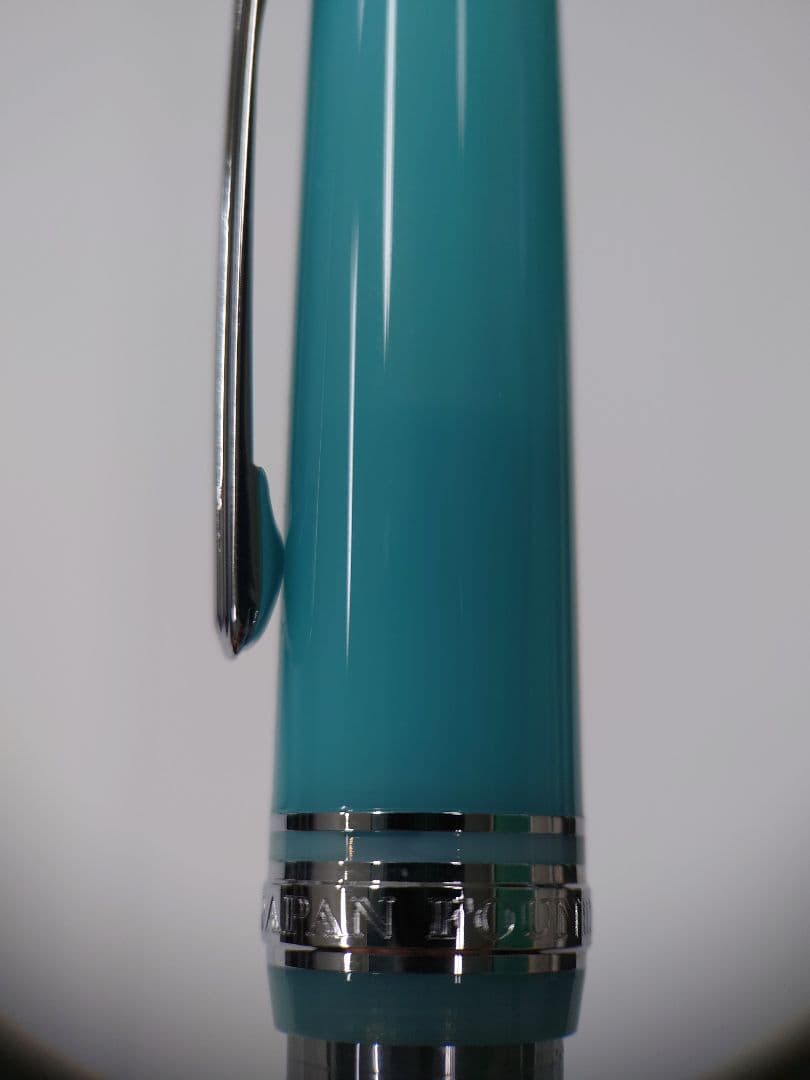 未使用　セーラー万年筆　海外モデル 万葉ペン「Moss」プロギアスリム インク付