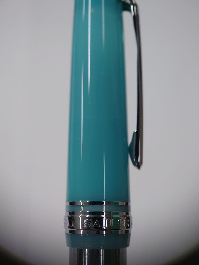 未使用　セーラー万年筆　海外モデル 万葉ペン「Moss」プロギアスリム インク付