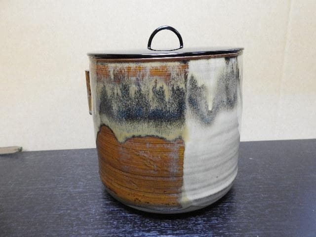 十四代亀井味楽　高取管耳水指　共箱　MA467