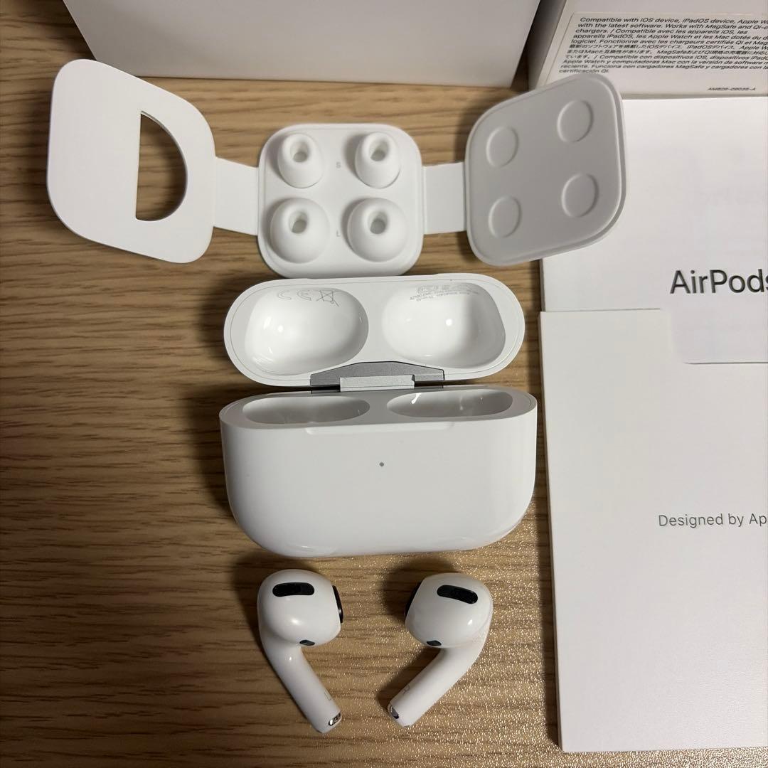 2021 AirPods Pro Apple純正MagSafe充電ケース付き - メルカリ