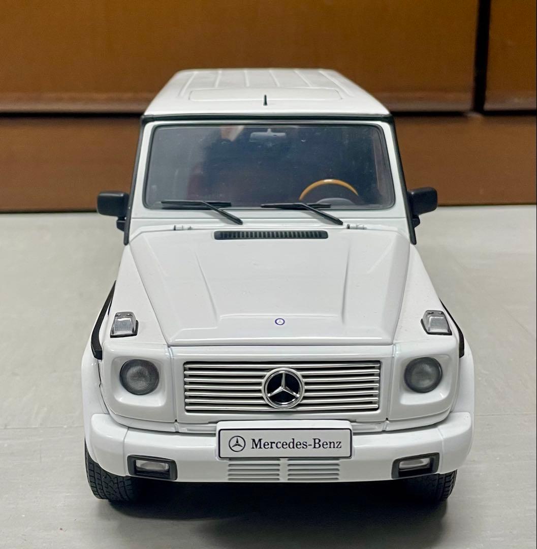 Mercedes-Benz G-Class ミニカー　オートアート1/18