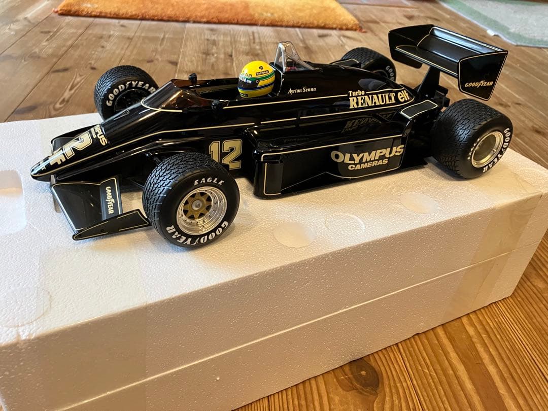 F1 MINICHAMPS 1/12 ロータスルノー97T アイルトン・セナ