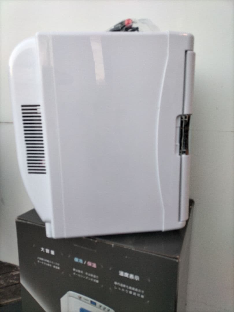 VERSOS 冷温庫 25L ペルチャ方式 VS-470