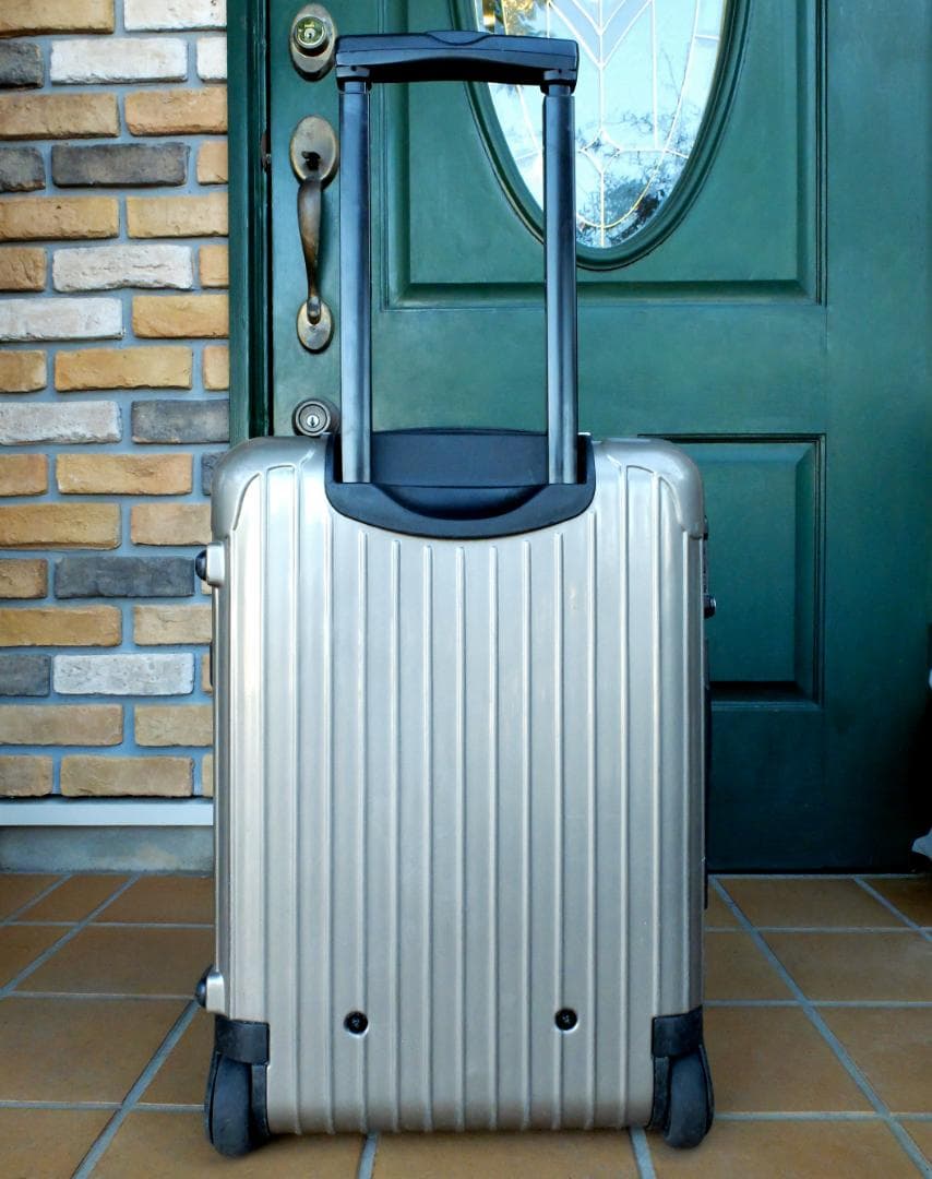 リモワ 806.52『ルフトハンザ 』2輪 キャビントロリー 35L プロセッコ