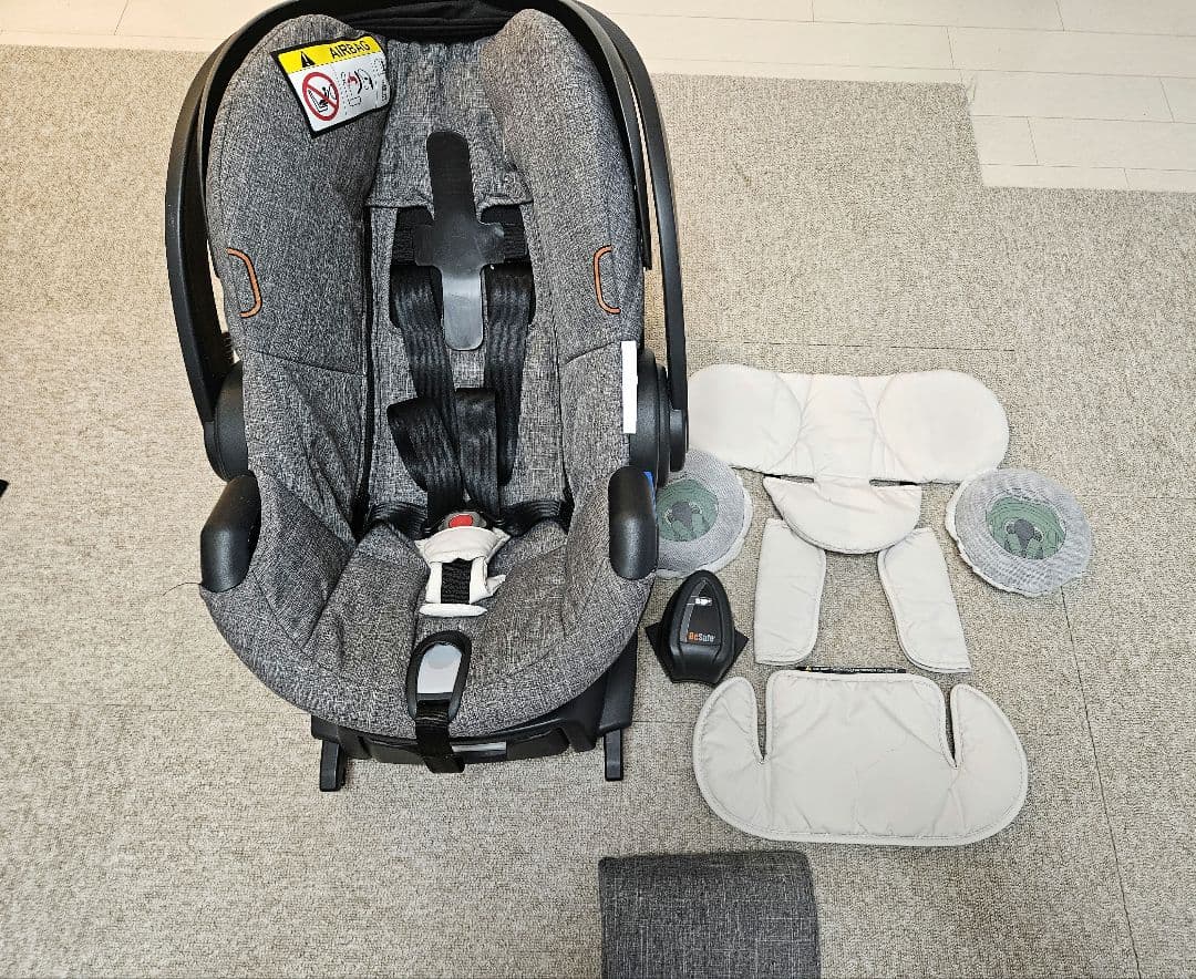 ストッケ イージーゴー モジュラー　チャイルドシート