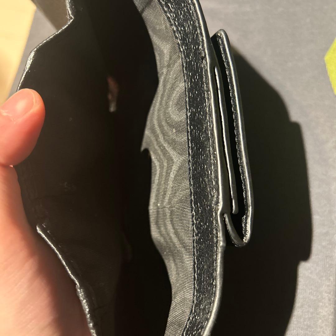 GUCCI ブラックレザー 財布