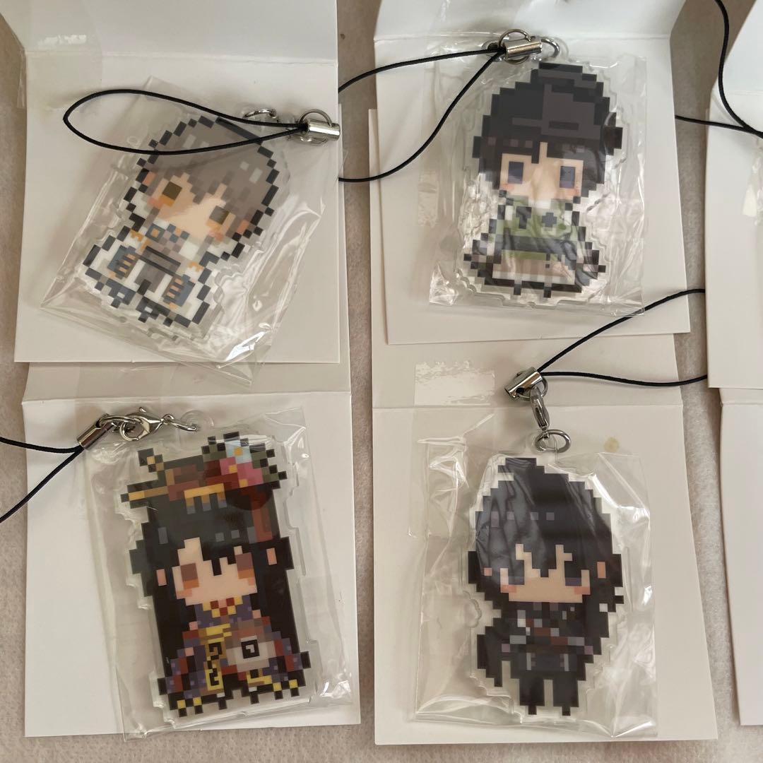 刀剣乱舞　ぷちびっとストラップコレクション【36個セット】　鶴丸　一期　長谷部