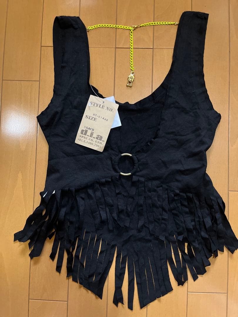 d.i.a. 裾フリンジ タンクトップ