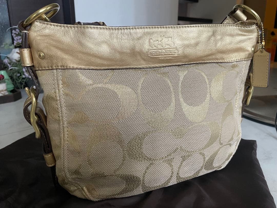 【未使用】COACH シグネチャー ソーホー ワンショルダーバッグ ゴールド