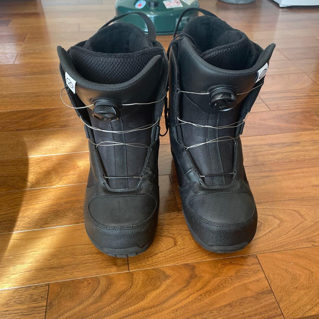 スノーボードブーツ ブラック ボアシステム搭載