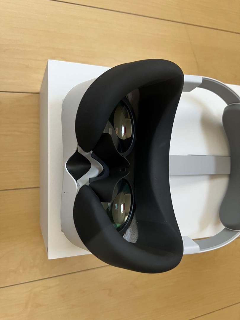 PICO4 Ultra 256GB & pico motion トラッカー 2個 Amazon.co.jp: PICO