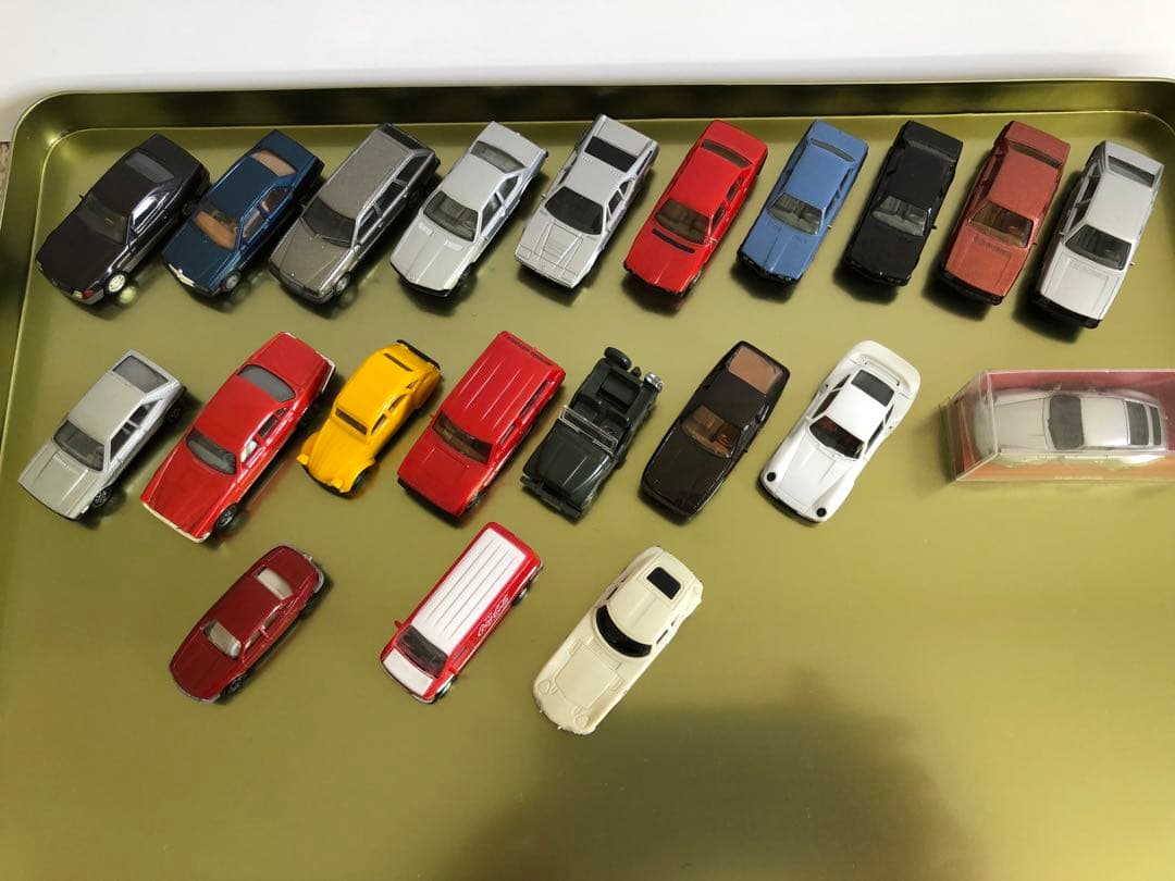 ミニカー WIKING商用車 17台+乗用車 37台helpa 他 21台 おもちゃ