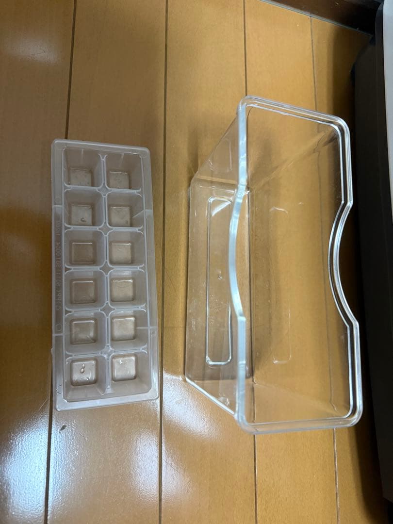 【ほぼ未使用】冷蔵庫　一人暮らし用　コンパクト