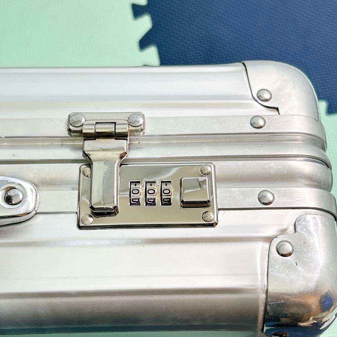 廃盤】リモワ CLASSIC FLIGHT 976.12 クラシックフライト - メルカリ