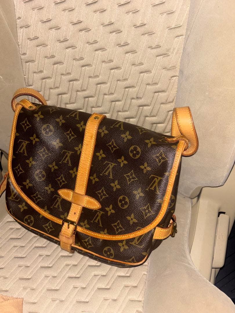 Louis Vuitton ルイヴィトン　ソミュール30 モノグラム 美品
