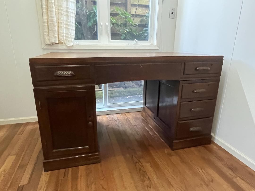 骨董店で購入した【両袖デスク】ヴィンテージ（引取り＝値引きアリ）