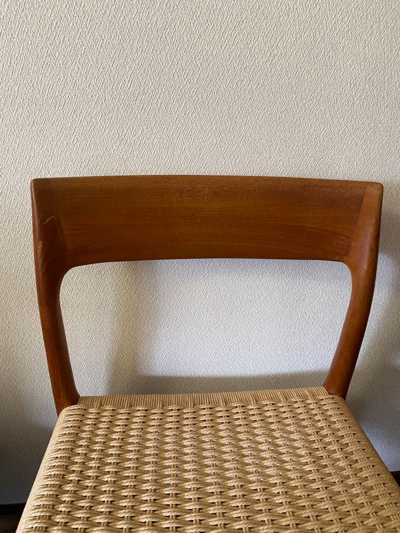 『なゆみぴょんページ』　J.L.Moller チェア No.77