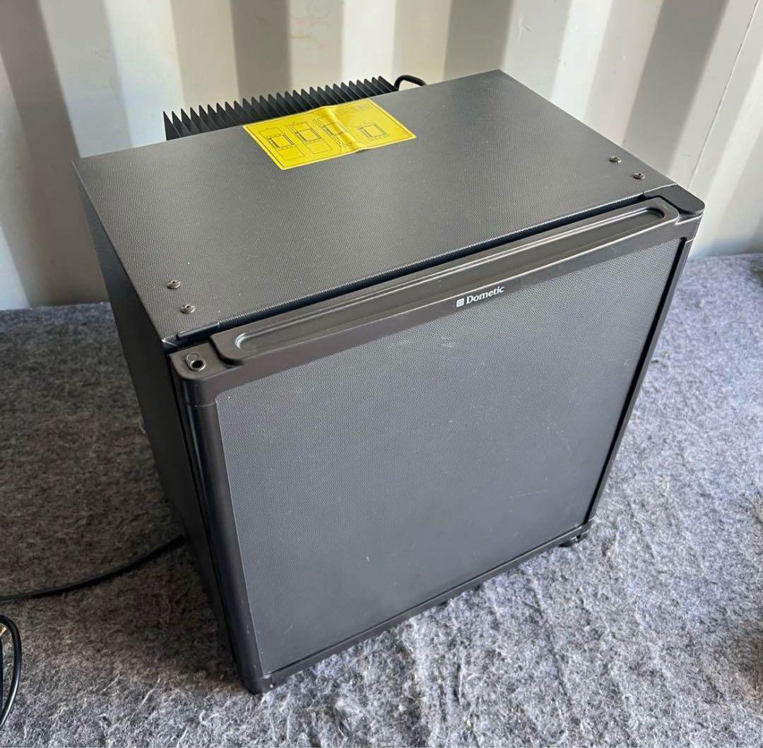 H27激安早い者勝ち✨ 定価7万✨ ドメティック 小型冷蔵庫 出3