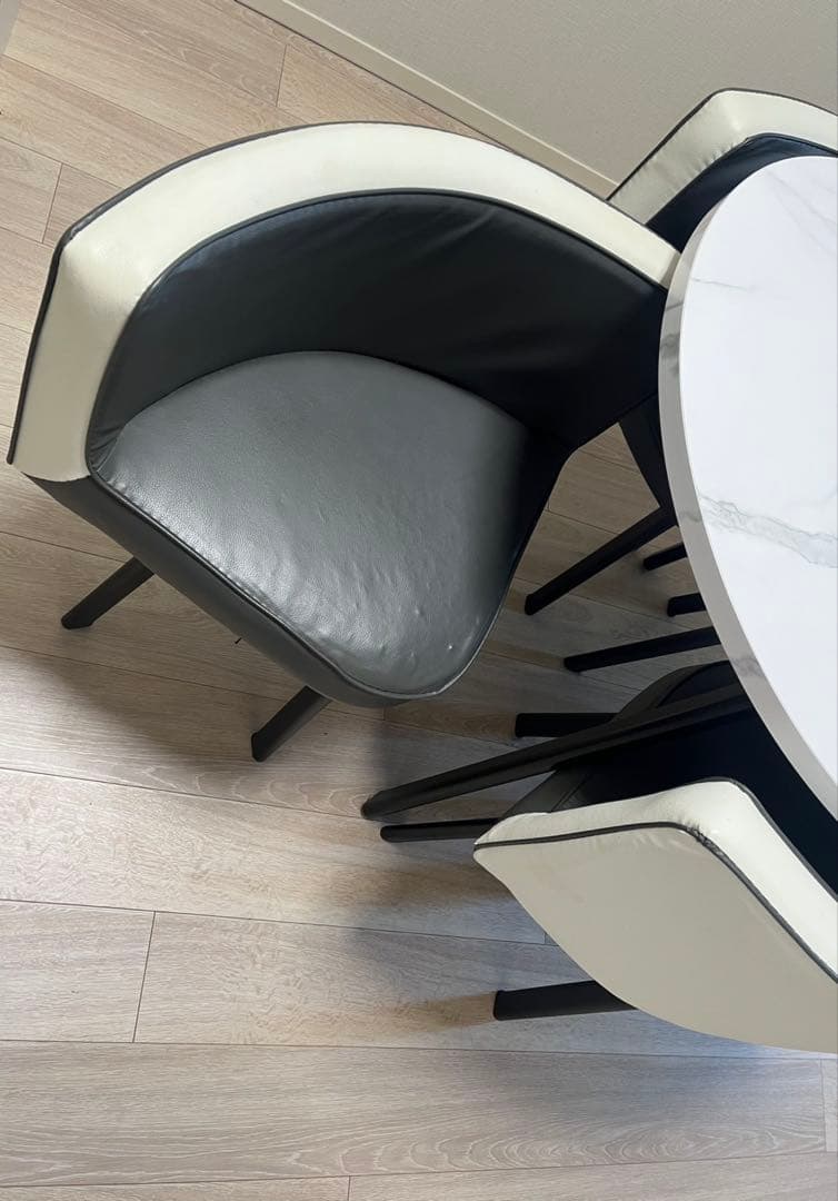 円形　ダイニングテーブル　大理石調　椅子セット