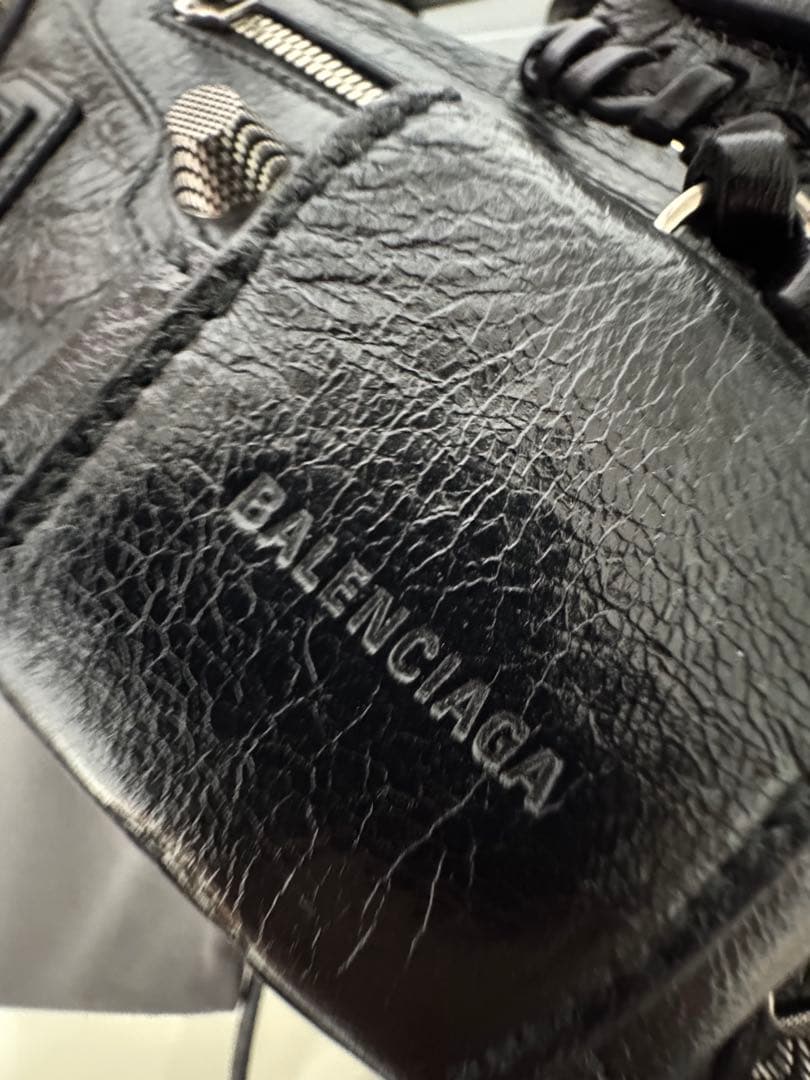 BALENCIAGA le cagole XS フラップバッグ　布袋付き