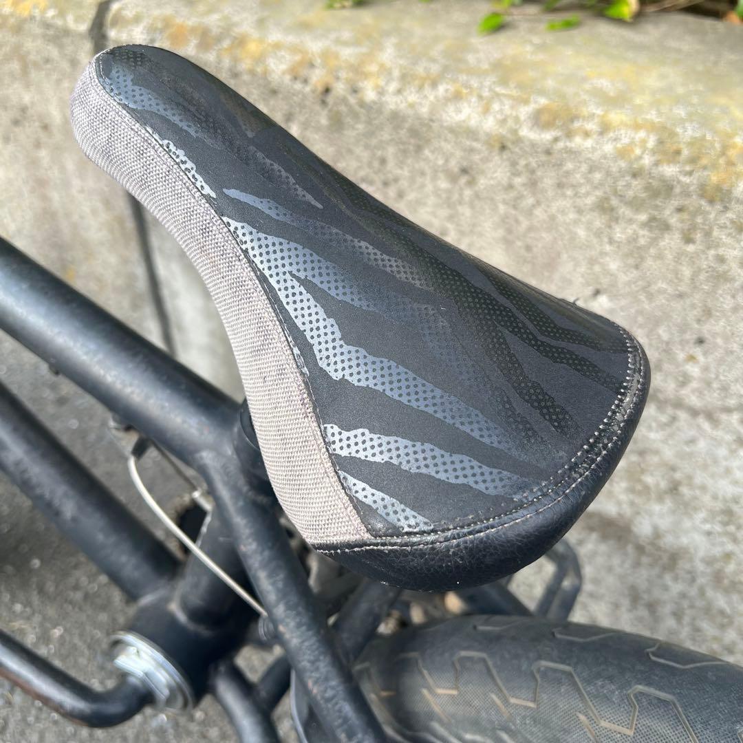 【送料込み】BMX【14インチ】SUBROSA サブローザ　ブラック　付属品あり