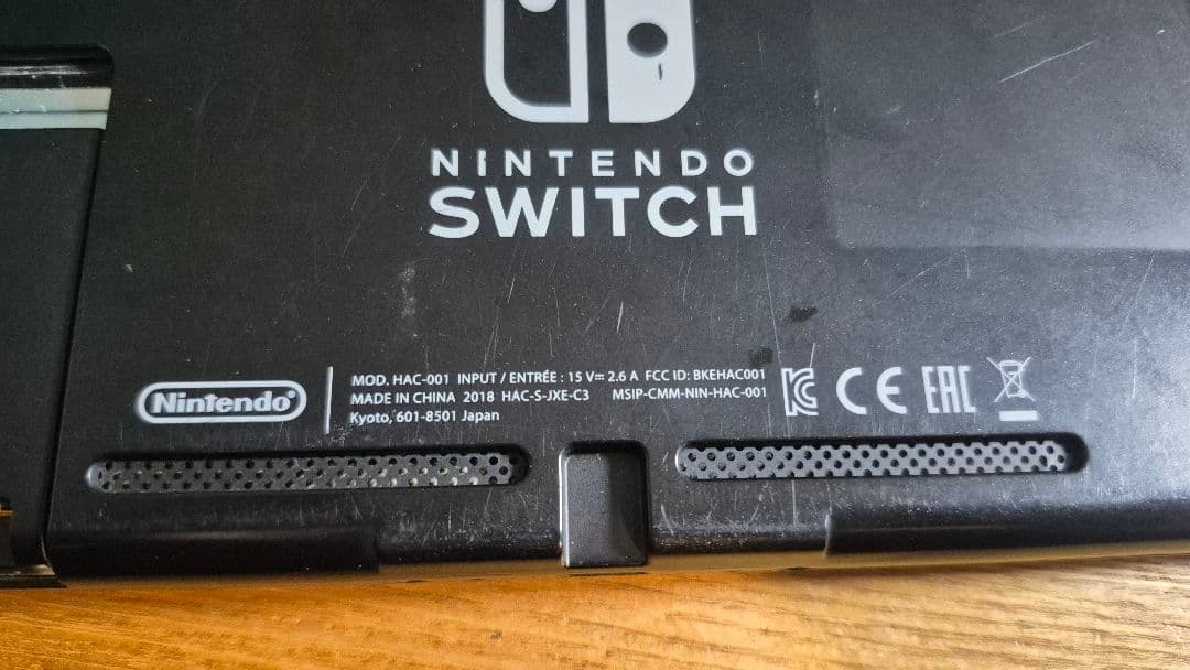 Nintendo switch 2018　本体　モデル　2105HB