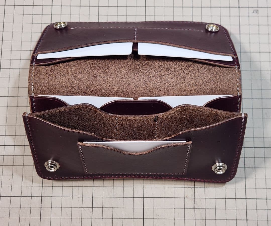 茶*4様 【OUTLET】　ホーウィン　クロムエクセル　ロングウォレット　バーガ