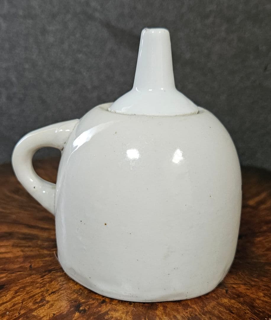 李氏朝鮮時代　朝鮮古陶磁器　李朝白磁　蓋付き灯火器　灯り道具　油壺　花入れ　民藝