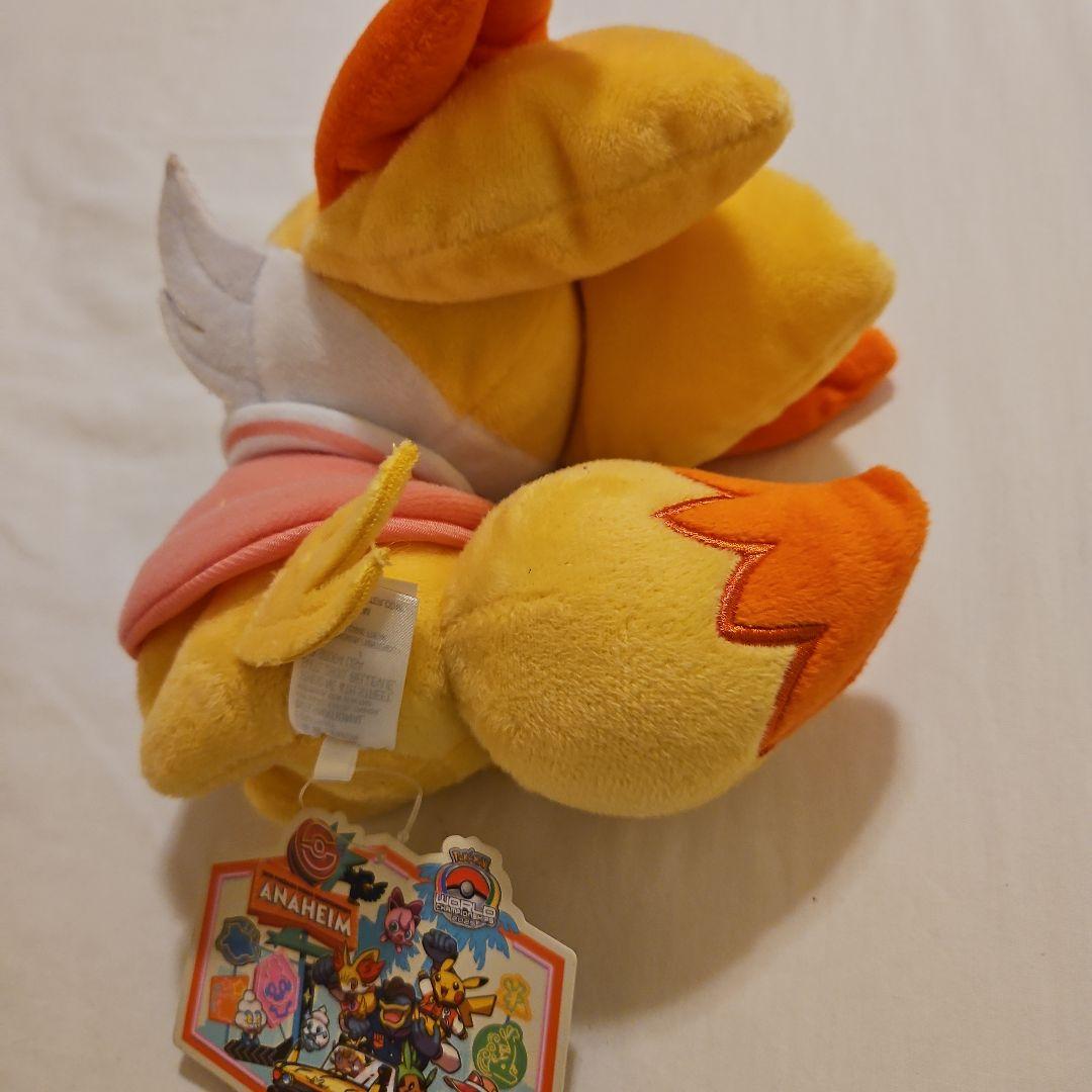 WCS 2025 ポケモン アナハイム フォッコ ぬいぐるみ