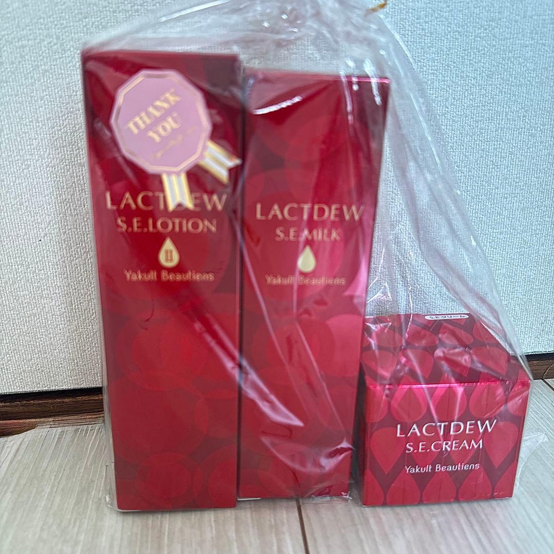 Yakult LACTDEW S.E.セット 化粧水 乳液 クリーム ラクトデュウ S.E.ミルク 110mL – ヤクルトの化粧品公式通販