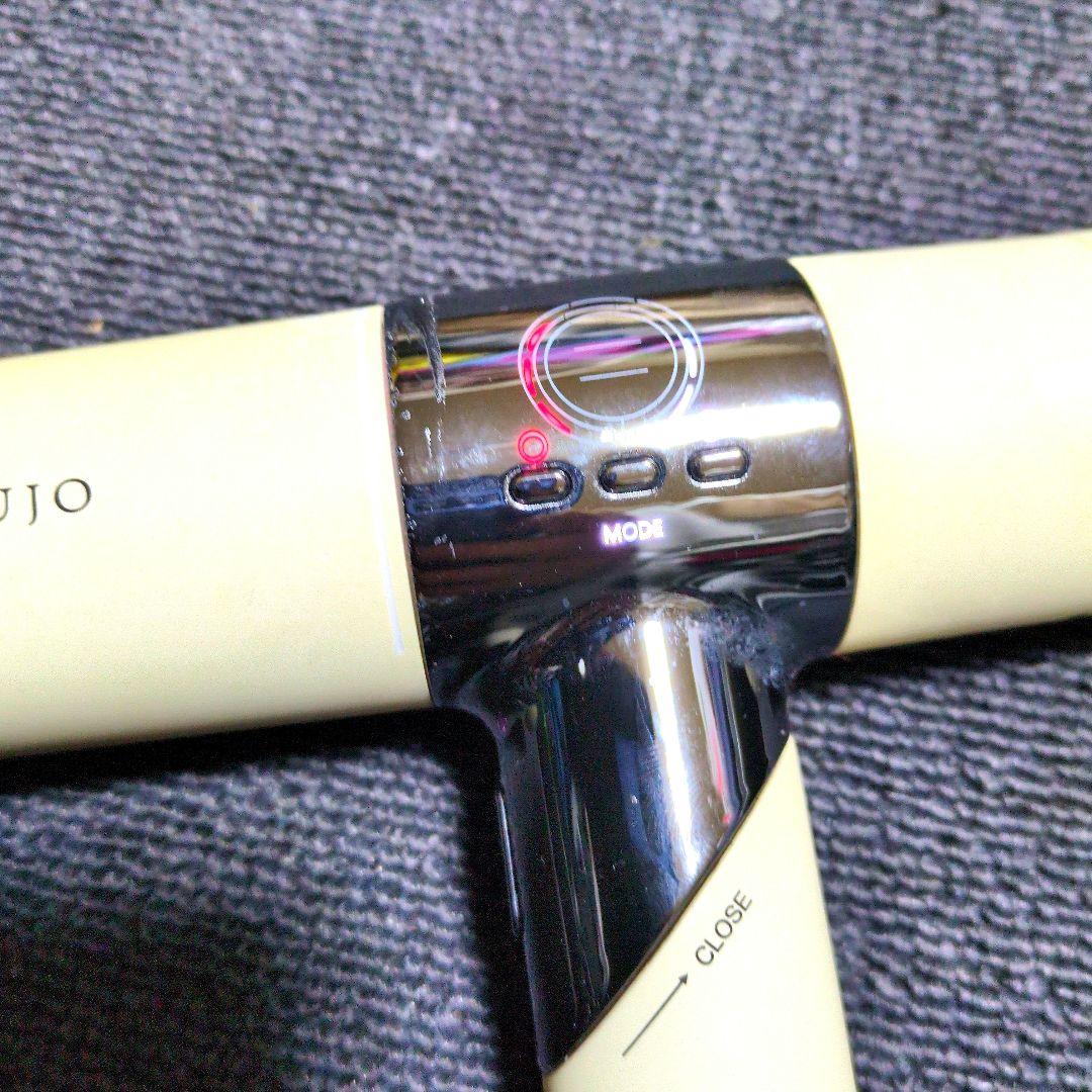 く*ん様 KINUJO ヘアドライヤーホワイト