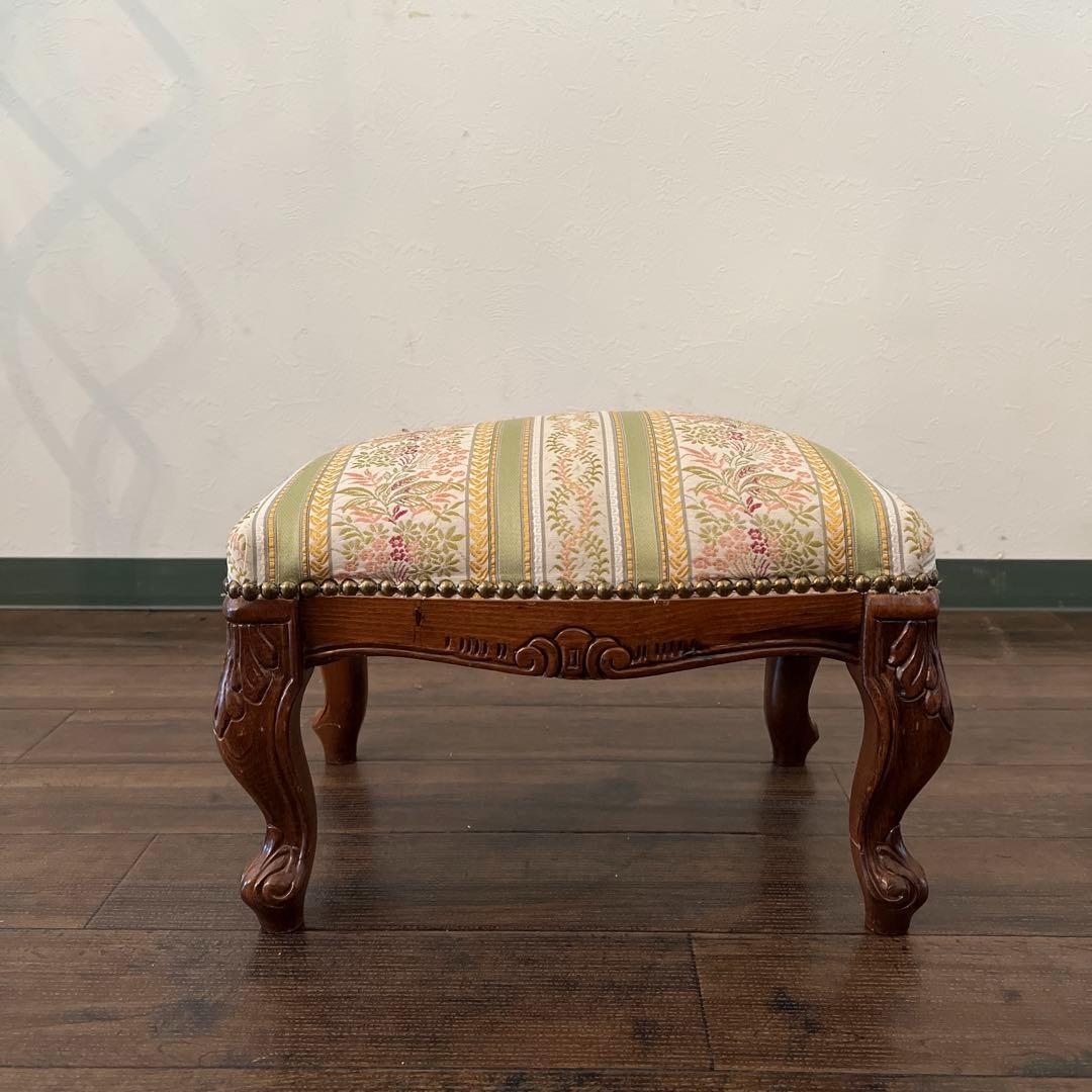 k067r120 クラシカルなスツール・オットマン 2個セット ストライプ 猫脚