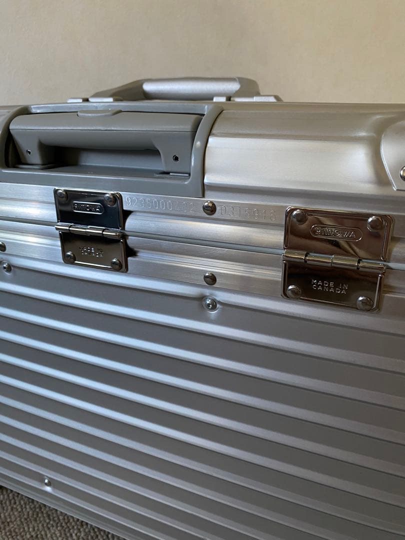 新品未使用】Rimowa Pilot 34L 旧ロゴ廃盤モデル - メルカリ