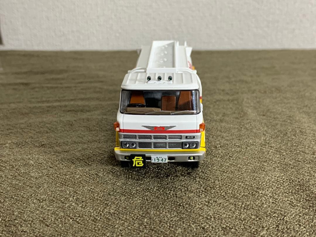 トミカリミテッドヴィンテージ LV-N49a 日野KB314型タンクローリー