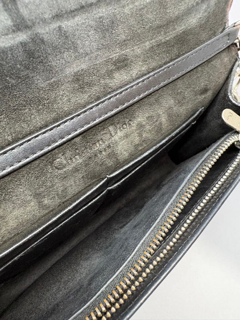 Christian Dior クリスチャンディオール 黒白チェーンウォレット